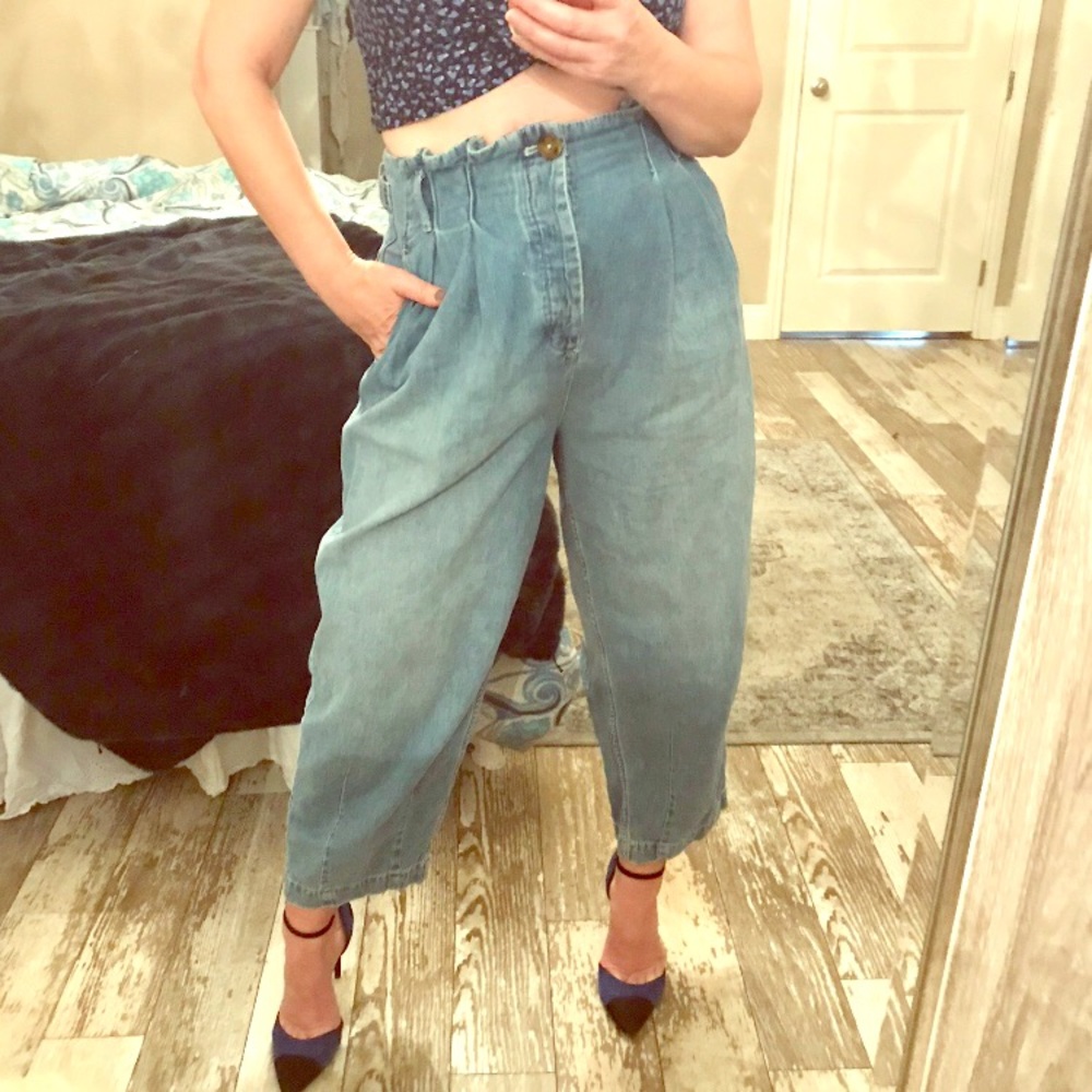 Free People Carrot Pleated High-Rise Jeans